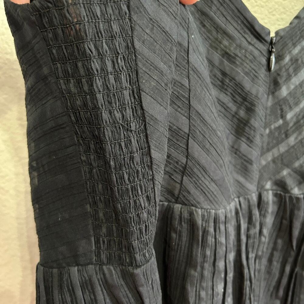 NEW Club Monaco Peplum Cami Chemise Tank Black Caviar Size Large Minimalist - Picture 9 of 12